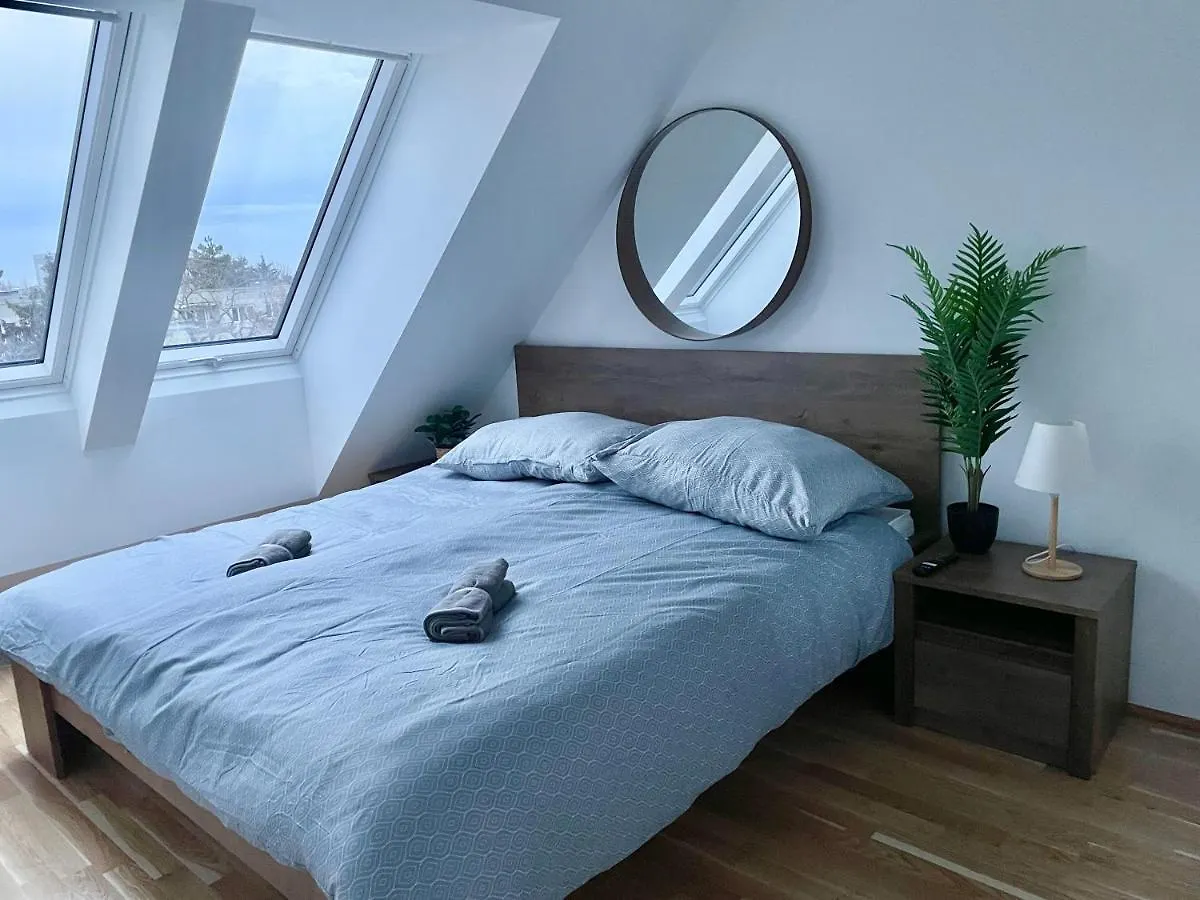Modern Rooftop Apartment With Balcony - Free Parking Vienna Austria